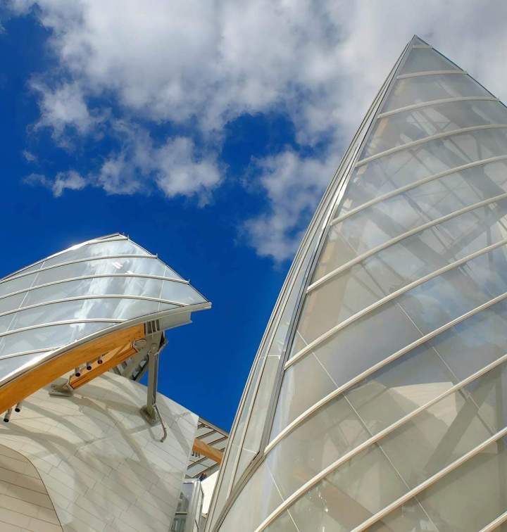 Sublimez vos images grâce à des ajustements professionnels et soignés.